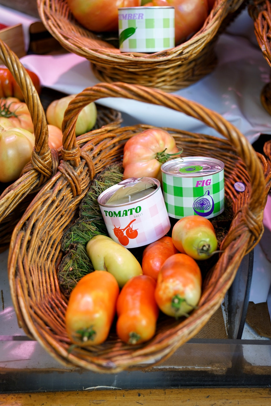 Tomaten- und Basilikumkerze